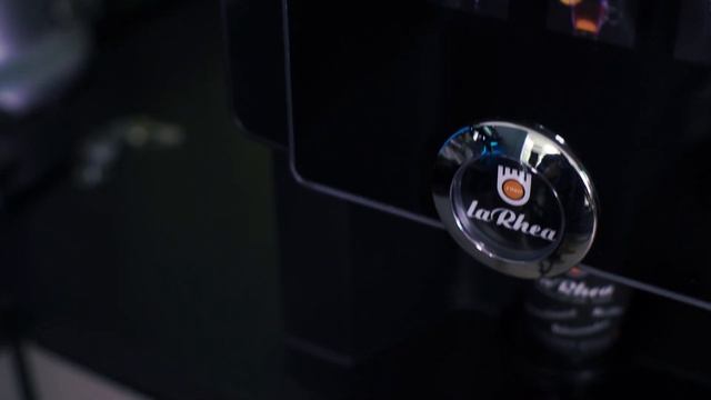 Настольные кофемашины laRhea Business Line смотреть онлайн