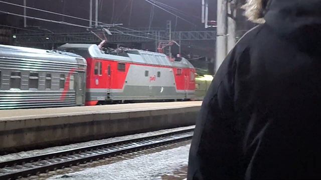 ЭВС2 сообщением №781А Санкт-Петербург - Москва отправляется с Московского Вокзала смотреть онлайн