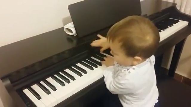 Демир 1 год 8 месяцев смотреть онлайн