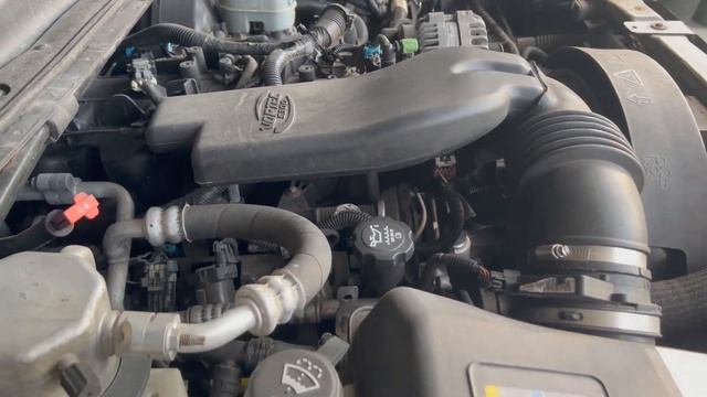 Common Problems on a GMC Envoy 5.3 V8 | 2003-2009 смотреть онлайн