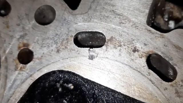 снятие ГБЦ. замена клапанов и притирка. двс HC-EJ Daihatsu terios 2000г.в смотреть онлайн