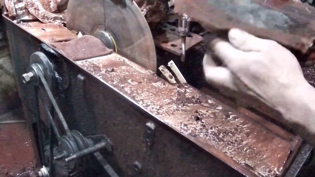 Распиливаю камень ХАЛЦЕДОН из Казахстана смотреть онлайн