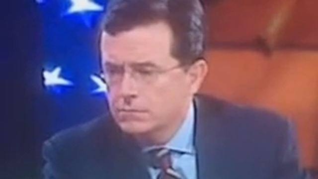 Colbert Report 2/24/11 V for Vendetta Mask смотреть онлайн
