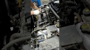 Замена прокладки клапанной крышки Опель астра J ч1.