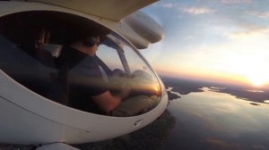 Вечерний полет под песню из "Мимино"