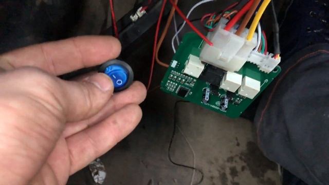 Установка кнопки Start - Stop на Ford Fusion смотреть онлайн