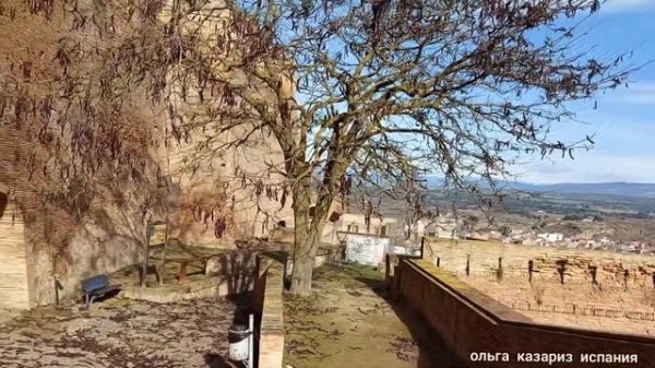 Испанский замок тамплиеров внутри Monzon Huesca Aragon Spain