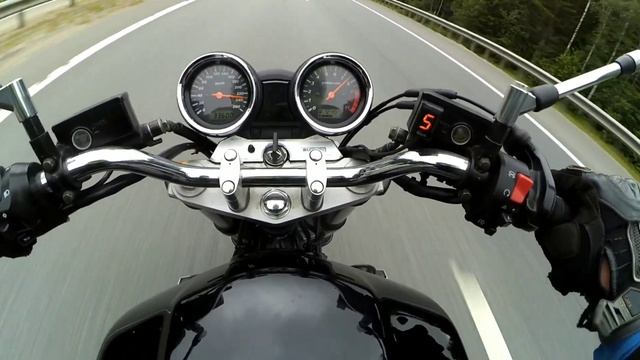 Suzuki GSX 1400 acceleration / suzuki gsx 1400 top speed смотреть онлайн
