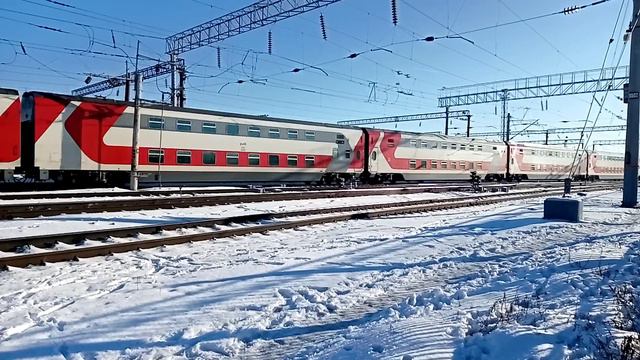 ЭП20-069 с двухэтажным поездом №3 Кисловодск Москва смотреть онлайн