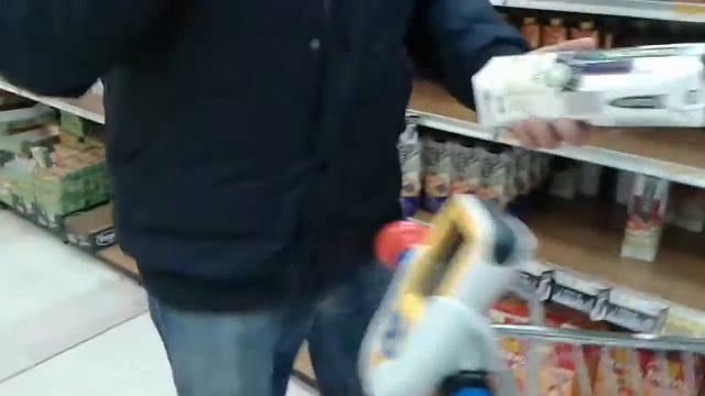 Italia* В супермаркете "Esselunga" смотреть онлайн
