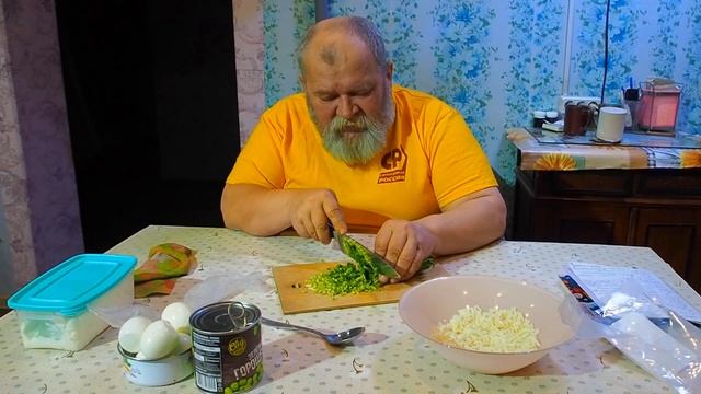 Легкий не большенький салатик смотреть онлайн