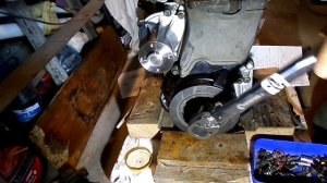 РЕМОНТ ДВС 127   Устанавливаем шкив коленвала  двигателя  Джили МК  копия  двгателя TOYOT A4 FE