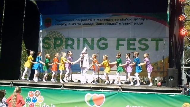 СНЕГОВИК И ЛЕТО Театр танца "Юнона" Запорожье, Дубовая Роща 29.04.2017 смотреть онлайн