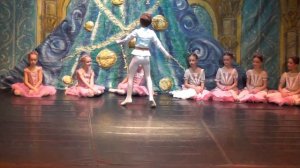 «Щелкунчик» вариация Принца.  Балетная школа Вежновец.Леон 2016