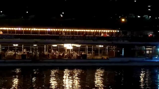 Салют , Москва река, вид оболденный!!! смотреть онлайн