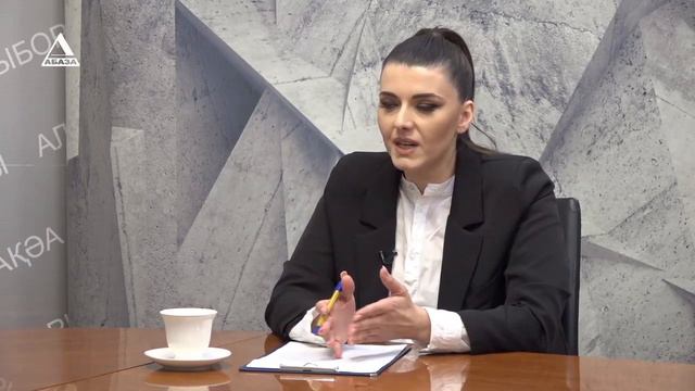 Беседа c кандидатом в депутаты по округу №18 Леонидом Лакербая смотреть онлайн