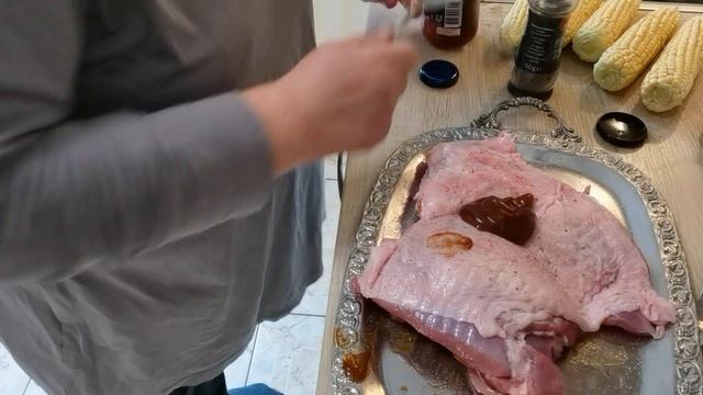 ВСЁ И СРАЗУ. ЛЯЖКА ИНДЮШКИ НА ОВОЩНОЙ ПОДУШКЕ | #274 смотреть онлайн