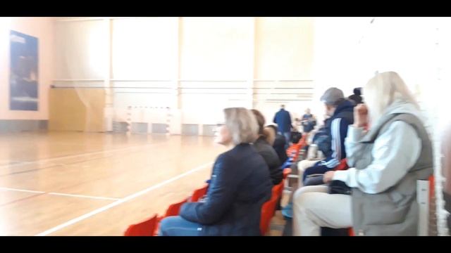 Футбол, команда "Уралец" Североуральск смотреть онлайн