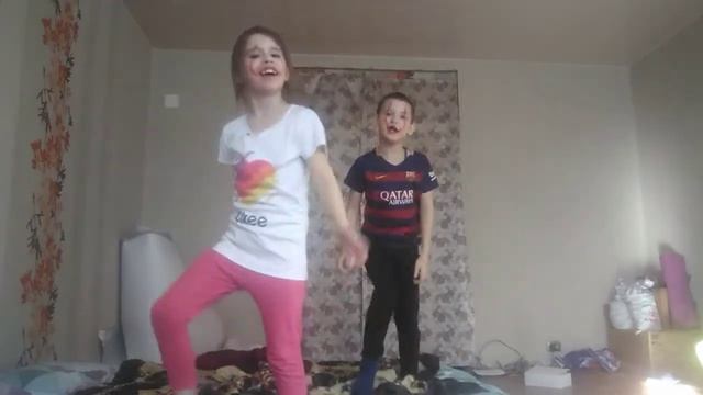 Мы нарисовали лицо пенивайз смотреть онлайн