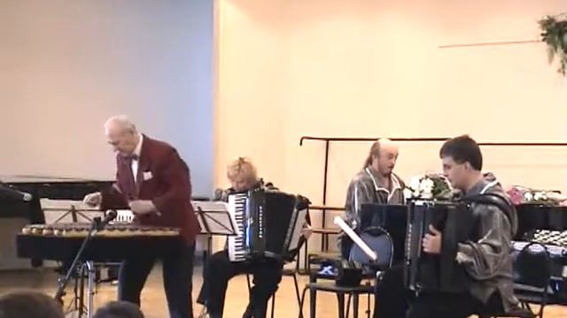 Czardas (V. Monti), Valentin Osipov and "Accodemia" trio смотреть онлайн