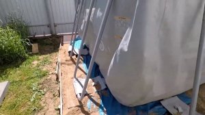 Устанавливаем бассейн на даче