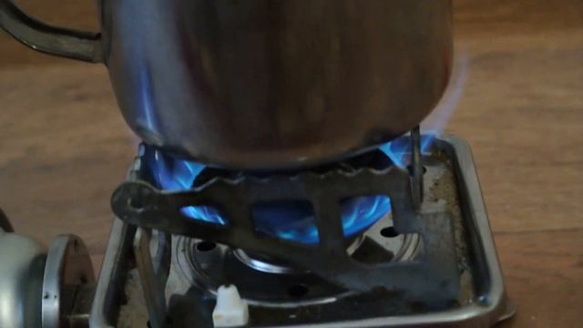 малая газовая плитка... смотреть онлайн