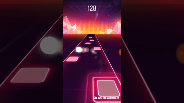 I play Tiles Hop on song "Old Town Road" *Extreme Score* смотреть онлайн