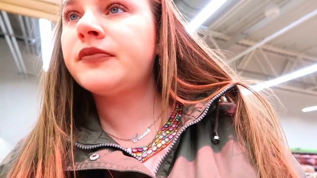 Решили закупиться продуктами перед карантином! Что творится на прилавках в Минских супермаркетах! смотреть онлайн