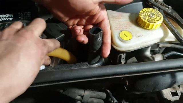 Как промыть радиатор печки и систему охлаждения Audi a4 b6 1.9 Tdi смотреть онлайн