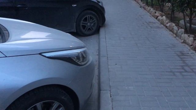 Уроки вождения - габариты и парковка смотреть онлайн