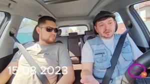 Таксист Русик знакомится с девчонками.