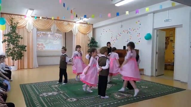 ТУЧИ В ГОЛУБОМ смотреть онлайн