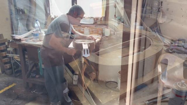 A Spanish Guitar is born- Esteve Guitars смотреть онлайн
