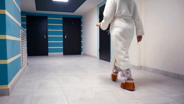 "Искусство жить" - магазин Малахит смотреть онлайн