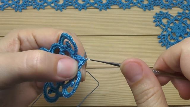 ЛЕНТОЧНОЕ КРУЖЕВО из квадратных мотивов ПРОСТОЕ вязание крючком Easy to Crochet Tape Lace Tutorial смотреть онлайн