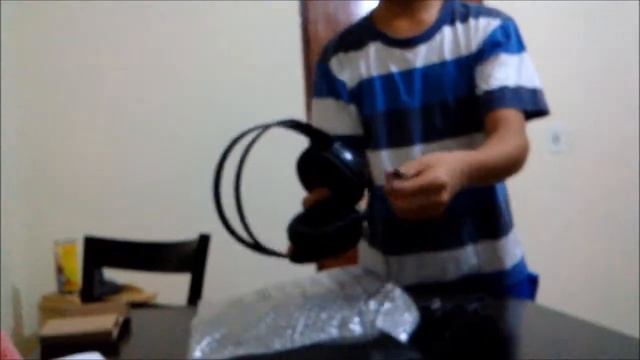UNBOXING: HEADSET PHILIPS SHM 1900 +TESTE смотреть онлайн