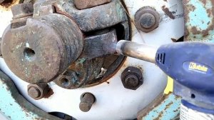 Заломыш в ступице МТЗ-50- 80 как выкрутить!?