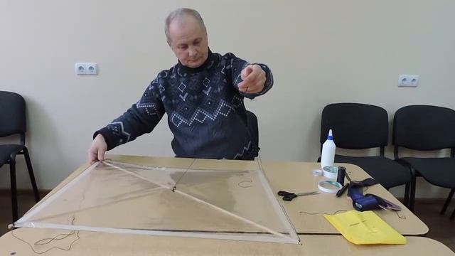 Изготовление плоского воздушного змея. Часть 3 смотреть онлайн