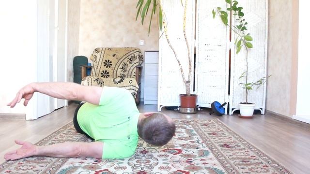 Упражнения для гибкости плечевого пояса_1 смотреть онлайн
