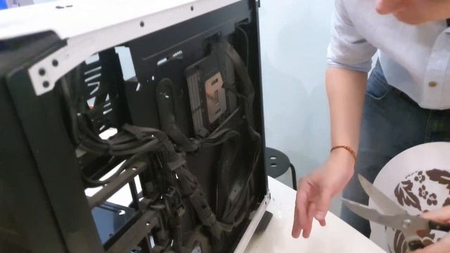 Проблемная сборка на AMD Ryzen 9 5900х | Тестируем Cyberpunk 2077, COD и War Thunder смотреть онлайн