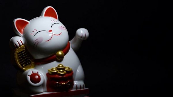 Mantra to attract money / Maneki-neko