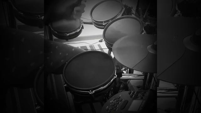 Learn To Fly drum cover - Foo Fighters (Alesis Surge) 🎧🎧🎧 смотреть онлайн