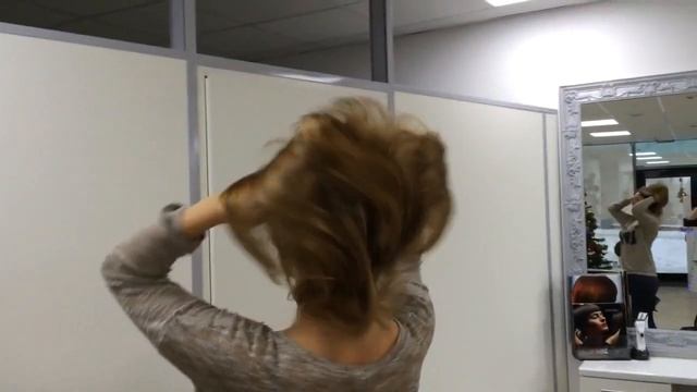 Из брюнетки в блондинку смотреть онлайн