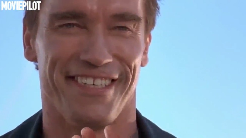 Что будет, если в нужный момент пощекотать героев фильмов смотреть онлайн