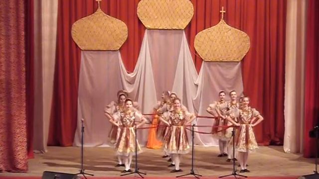 "Курочка по семечкам похаживает" смотреть онлайн