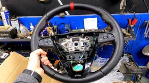 НА САМУЮ ДЕШЕВУЮ LADA VESTA УСТАНАВЛИВАЕМ КНОПКИ КРУИЗ-КОНТРОЛЯ И УПРАВЛЕНИЯ МАГНИТОЛОЙ ВЕСТА 2021г