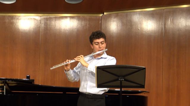 Michael Stoica plays Fantaisie pour flute et piano by Georges Hue смотреть онлайн