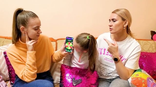 КРАСНАЯ ЗЕЛЕНАЯ ЖЕЛТАЯ ЕДА ЧЕЛЛЕНДЖ Едим Продукты Одного Цвета смотреть онлайн