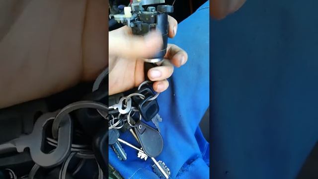 Замок багажника смотреть онлайн