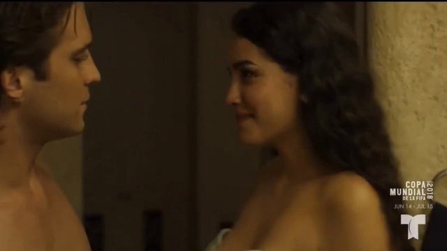 Escena de Luis Miguel y la fan. 1x5. -Luis Miguel, la serie. смотреть онлайн